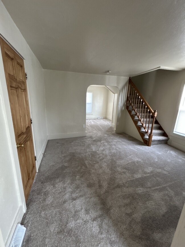 property at 411 W 9th St