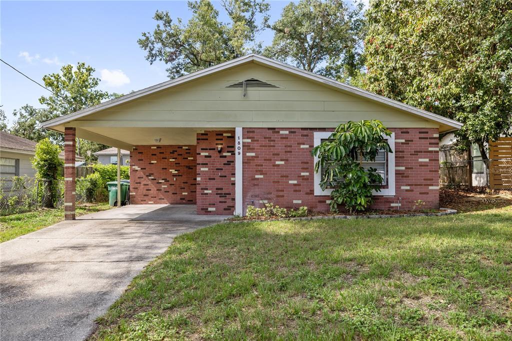 1809 E Knollwood St in Tampa, FL - Building Photo