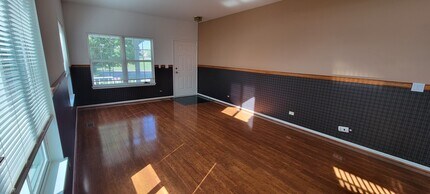 2524 Warm Springs Ln in Naperville, IL - Building Photo - Building Photo