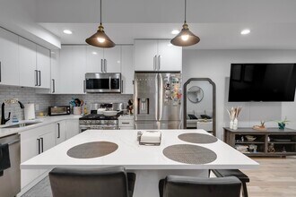 287 Webster Ave in Jersey City, NJ - Building Photo - Building Photo