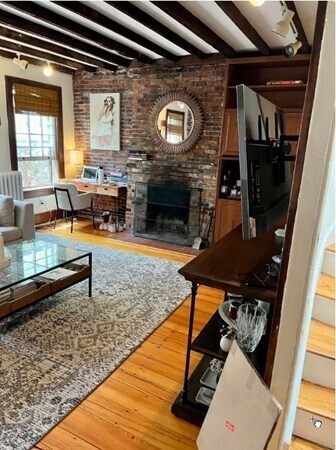 31 Myrtle St-Unit -4 in Boston, MA - Building Photo - Building Photo