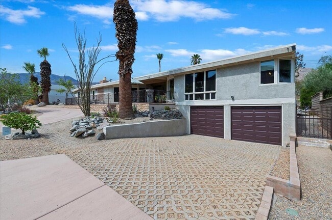 54925 Avenida Ramirez in La Quinta, CA - Building Photo - Building Photo