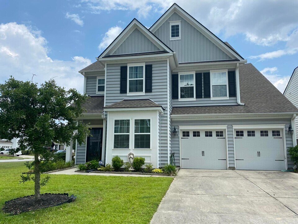 9824 English Elm St in Ladson, SC - Building Photo