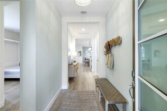 14571 Topsail Dr in Naples, FL - Building Photo - Building Photo