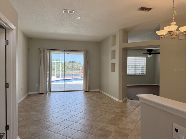 2637 Shinoak Dr in Orlando, FL - Foto de edificio - Building Photo