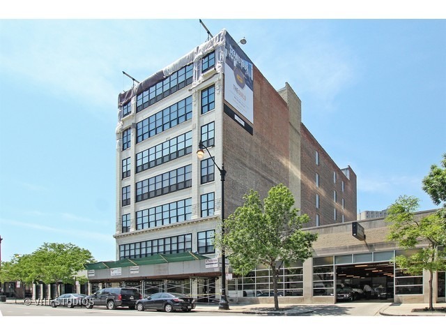 property at 2024 S Wabash Ave