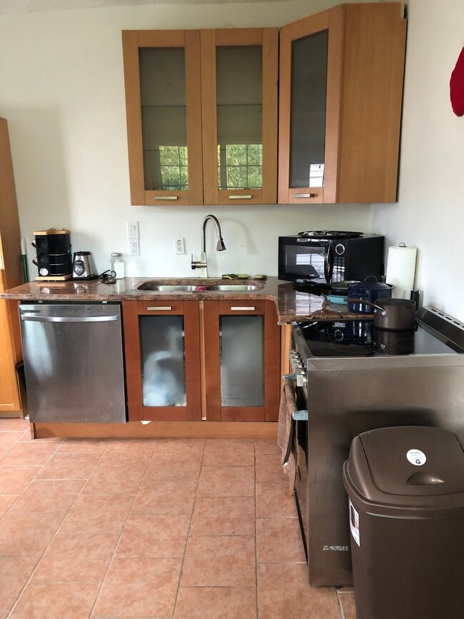 property at 2418 Perry St