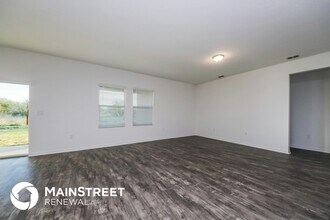 158 Hidden Lk Lp in Haines City, FL - Foto de edificio - Building Photo