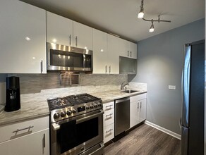 400 E Randolph St in Chicago, IL - Foto de edificio - Building Photo