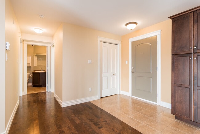 La Chaussée Apartments in Dieppe, NB - Building Photo - Building Photo