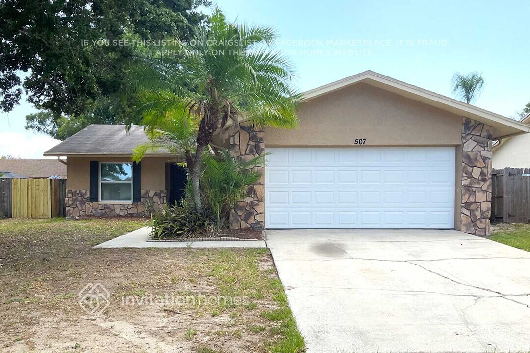 507 Macleod Terrace in Dunedin, FL - Building Photo