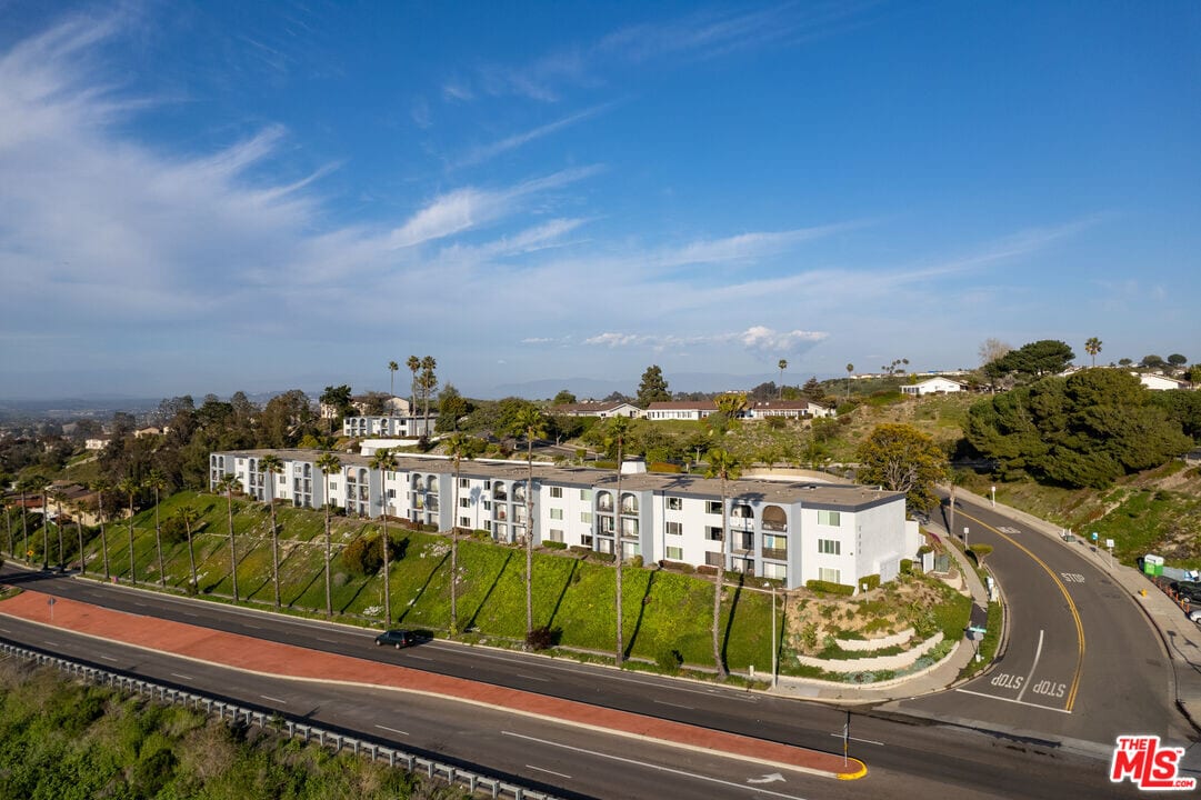 3606 Vista Rey-Unit -19 in Oceanside, CA - Building Photo