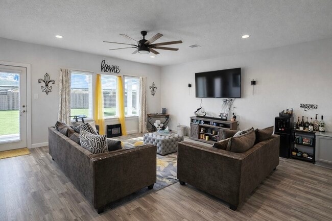 7722 Caspian Ranch Dr in Rosharon, TX - Building Photo - Building Photo