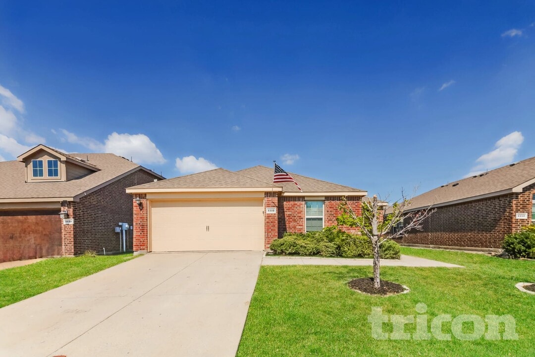 1112 Roman Dr in Princeton, TX - Building Photo