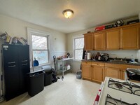 83 Longwood Ave, Unit 2 in Brookline, MA - Foto de edificio - Building Photo