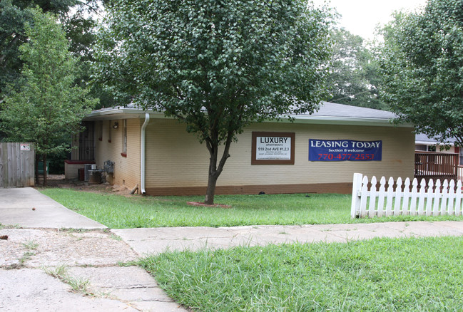 519 2nd Ave in Decatur, GA - Foto de edificio - Building Photo