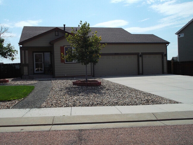 9173 Sunningdale Rd in Peyton, CO - Building Photo - Building Photo