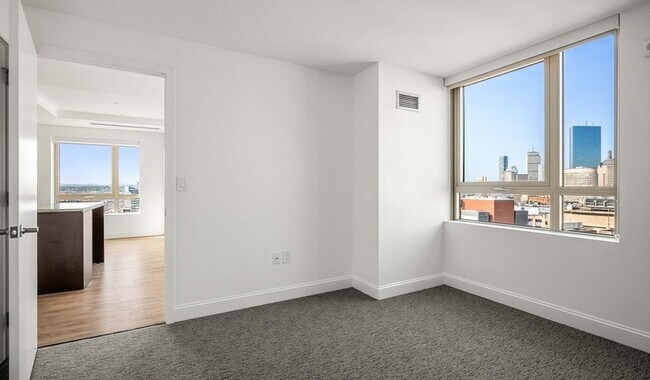 99 Kneeland St, Unit 1403 in Boston, MA - Building Photo - Building Photo