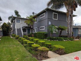 8818 Ramsgate Ave in Los Angeles, CA - Building Photo