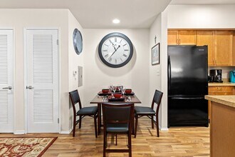 445 Island Ave in San Diego, CA - Building Photo - Building Photo