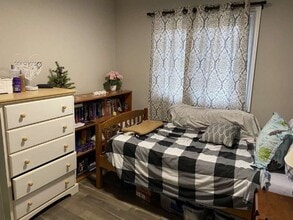 1201 Afton Dr in Sarnia, ON - Building Photo - Building Photo