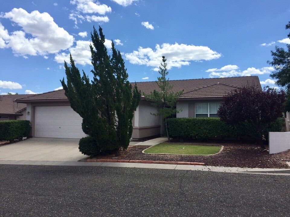 2355 W High Country Dr in Cottonwood, AZ - Building Photo