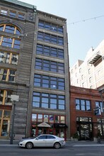 Garment Row Lofts in St. Louis, MO - Foto de edificio - Primary Photo