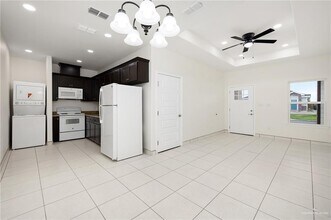 2326 N Vly Cir in La Feria, TX - Building Photo - Building Photo
