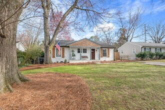 5015 Baylor Dr in Charlotte, NC - Building Photo - Building Photo