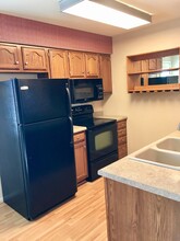 5106-5108-5108 Louisville Ct in Columbia, MO - Building Photo - Building Photo