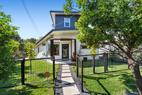 2019 E 11th St in Austin, TX - Building Photo - Building Photo