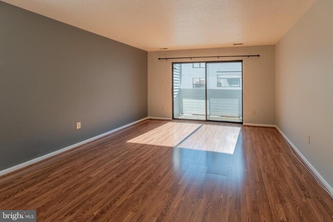 1625 Carriage House Terrace in Silver Spring, MD - Building Photo - Building Photo