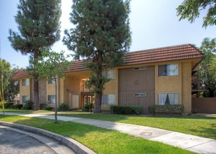 The Princeton Apartments in Ontario, CA - Building Photo - Building Photo