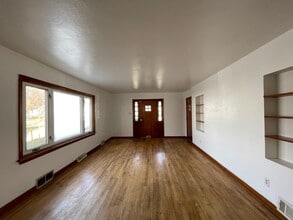 2924 Prast Blvd in South Bend, IN - Building Photo - Building Photo