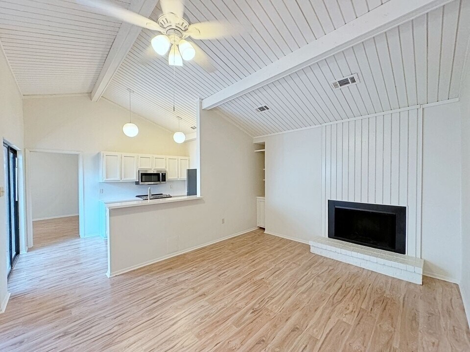 7959 Pennth Ave in Baton Rouge, LA - Building Photo