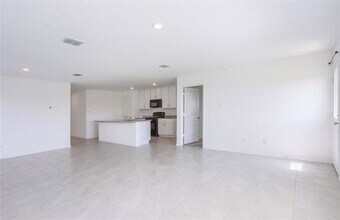 1617 Vattier St in Little Elm, TX - Foto de edificio - Building Photo