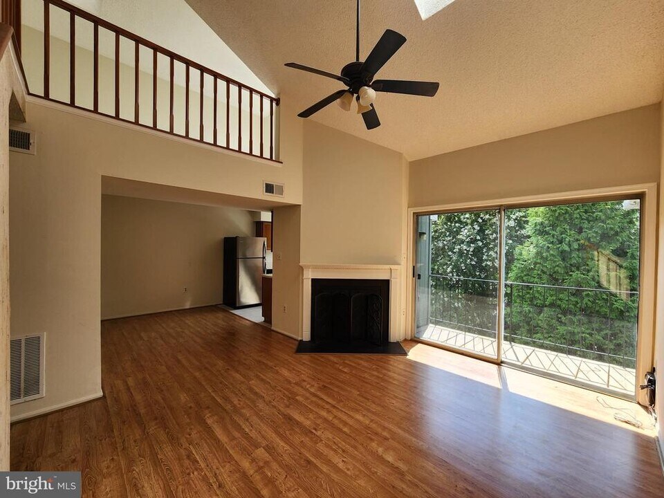 7731 Inversham Dr in Falls Church, VA - Building Photo