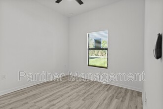 9150 Agate St in Port Charlotte, FL - Building Photo - Building Photo