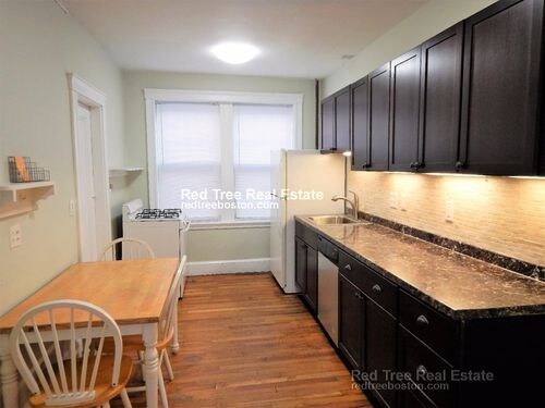 93 Chester St-Unit -S1 in Boston, MA - Building Photo