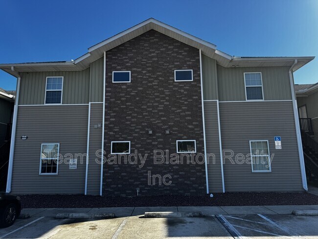 property at 7071 Lake Joanne Dr