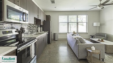 10550 N Central Expy in Dallas, TX - Building Photo - Building Photo