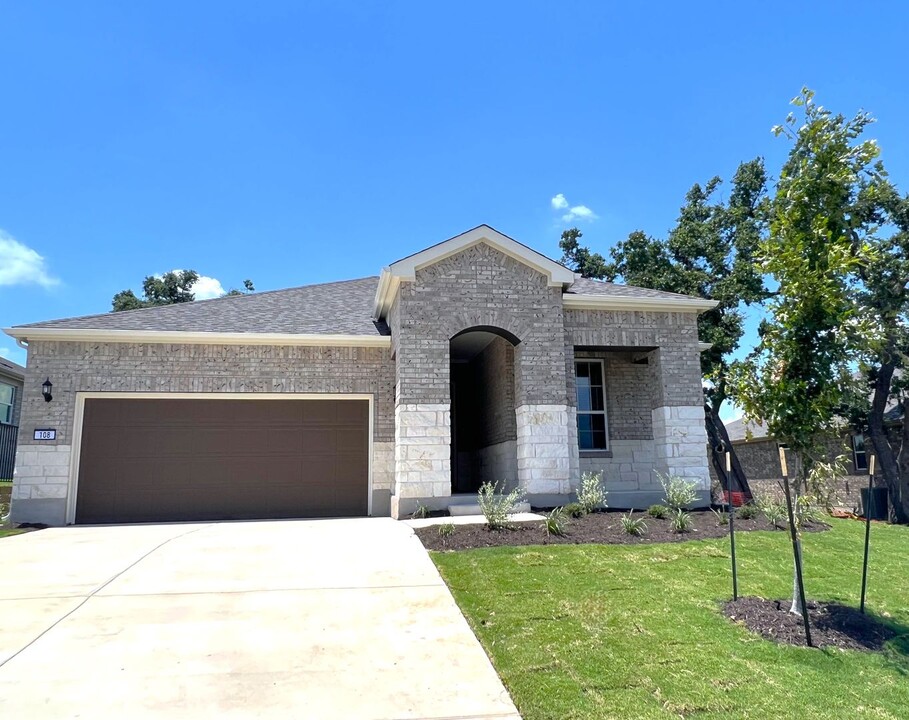 108 Middle Crk Rd in Georgetown, TX - Building Photo