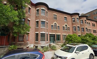 533 Newbury St in Boston, MA - Building Photo