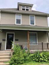 2334 4th St in Moline, IL - Foto de edificio - Building Photo