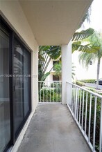 9301 SW 92nd Ave, Unit A113 in Miami, FL - Building Photo - Building Photo