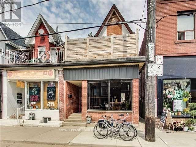 1236 College St in Toronto, ON - Building Photo