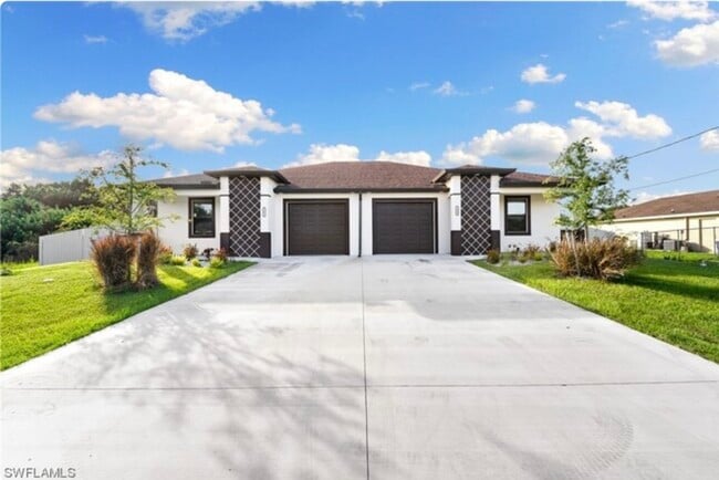 property at 2443 Daniel Ave N