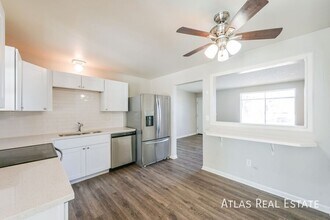 15876 E Cornell Pl in Aurora, CO - Foto de edificio - Building Photo