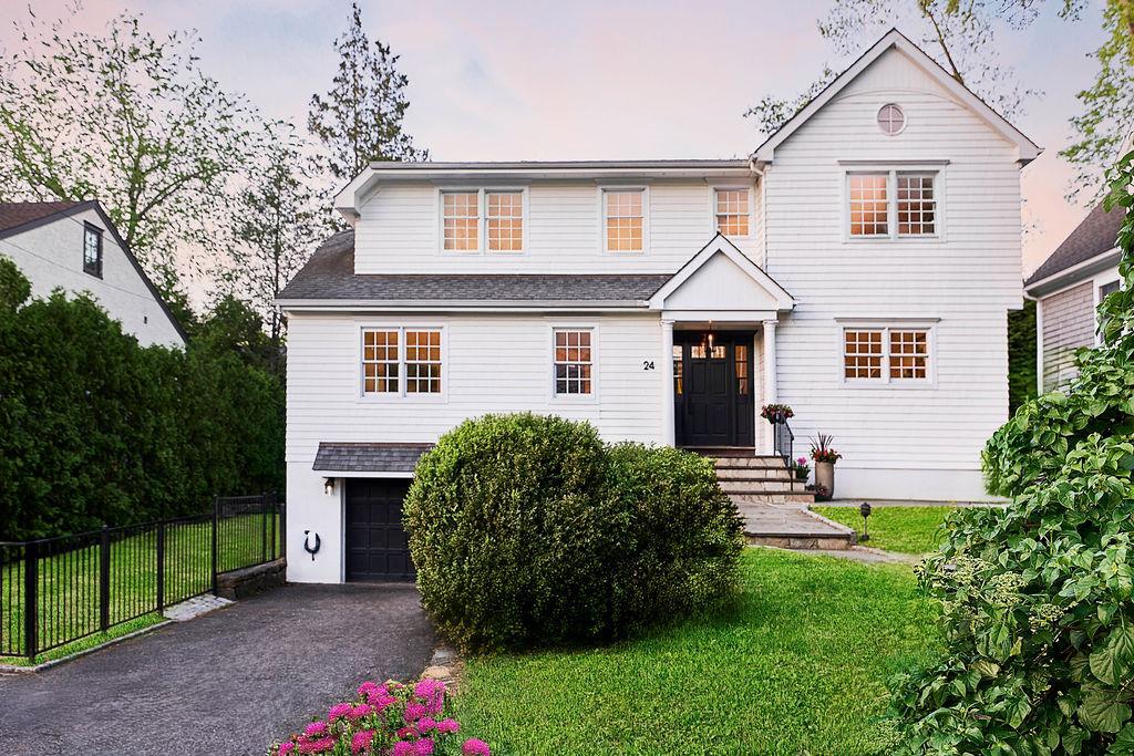 24 Lindbergh Ave in Rye, NY - Building Photo
