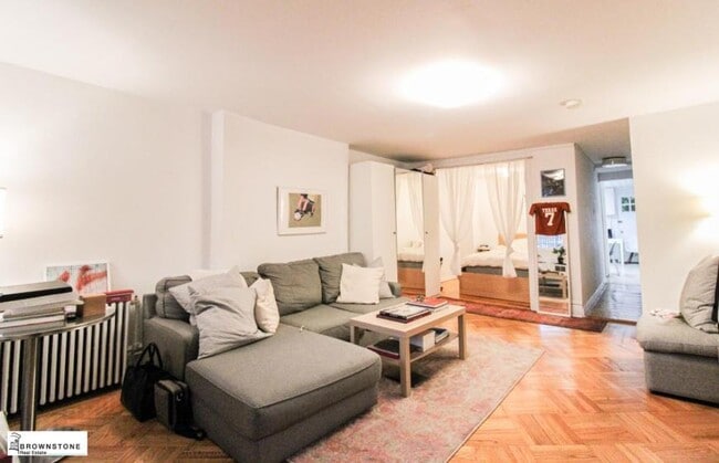 property at 44 Wyckoff St